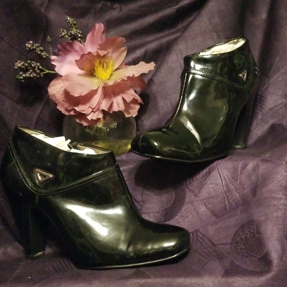 Booties - Picture 3 of 7